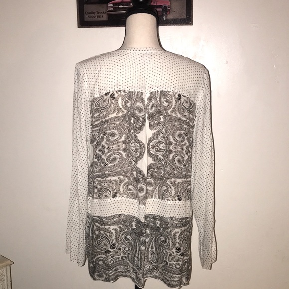 LUCKY BRAND bohemian v neck blouse. - Picture 4 of 6